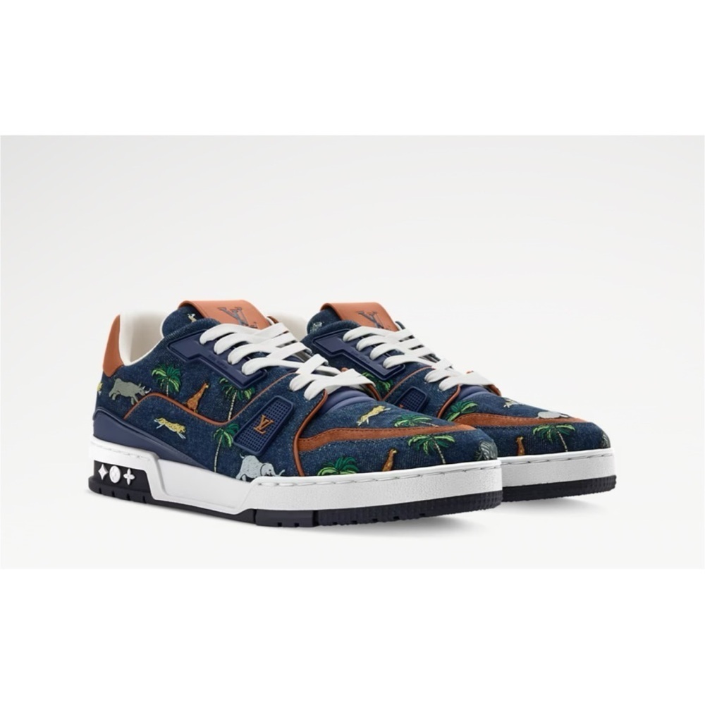 Louis Vuitton LV X the DARJEELING limited edition trainer size 11 fits 12